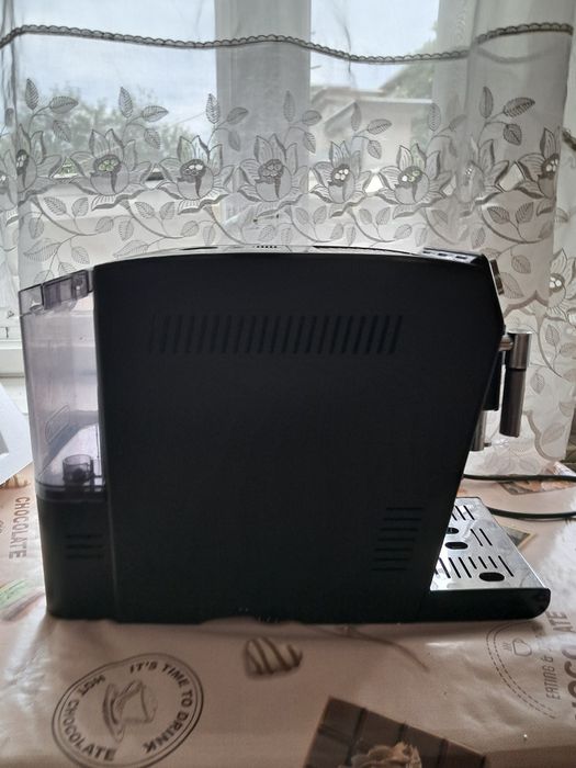 Продам кофемашину Делонги