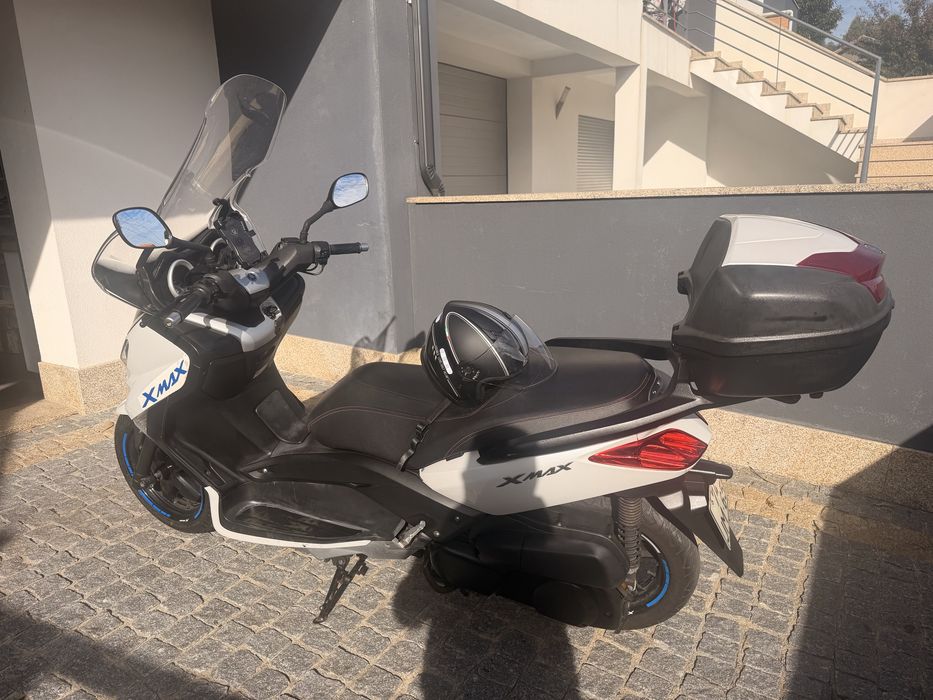 Yamaha xmax 250c
