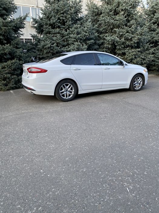 Продам  Ford Fusion
