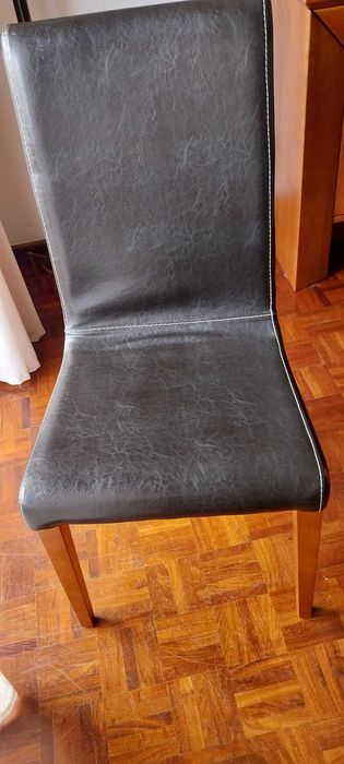6 Cadeiras de sala em cerejeira e couro