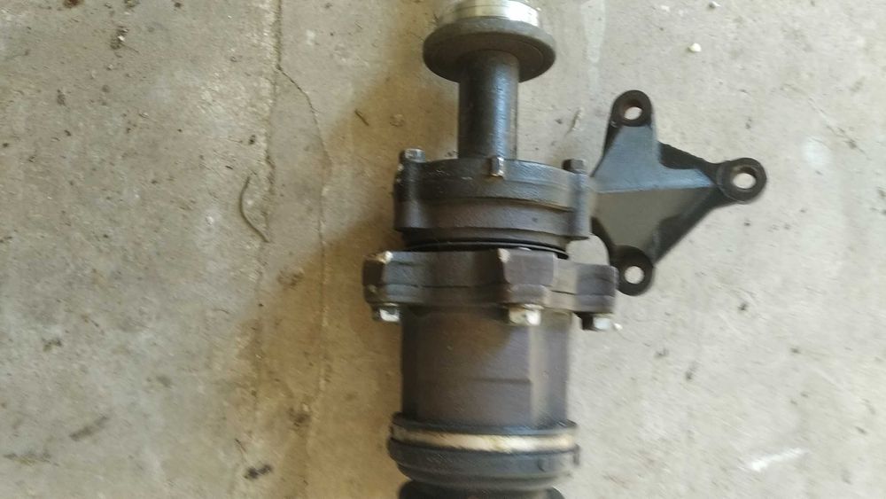 Нісан x-trail 2.5 бензин.