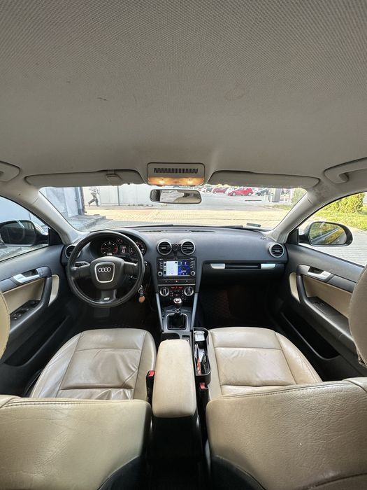 Audi A3 8P 1.9tdi 105km