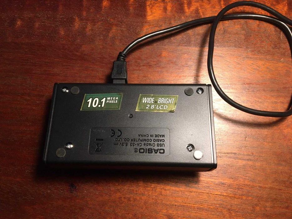 HUBs - Leitor de portas USB + Carregador "CASIO"