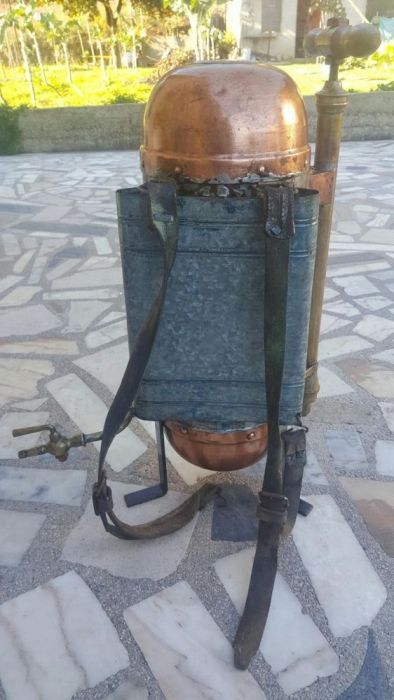 Máquina de sulfatar antiga