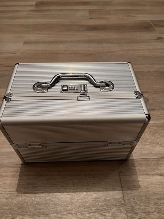 Новый! Кейс для аксессуаров  32.5х20,5х22,5 см