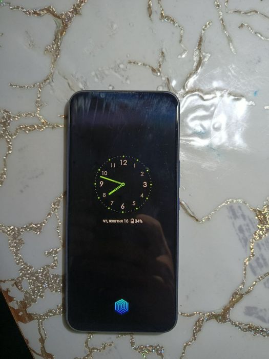 Продається телефон Nubia play 5g