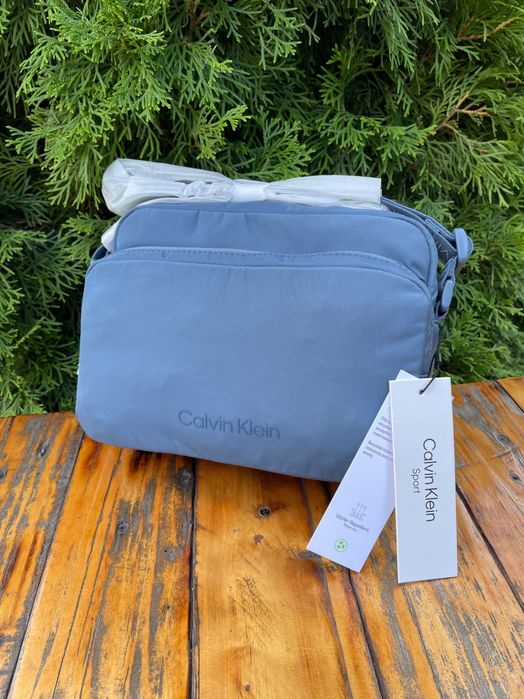 Новая сумка calvin klein (ck blue Crossbody Camera Bag) с америки