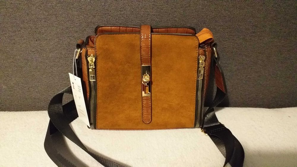 torebka rudo brązowa zamsz  plus lakier nowa