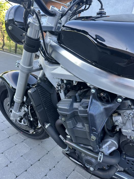 Suzuki GSX-R750