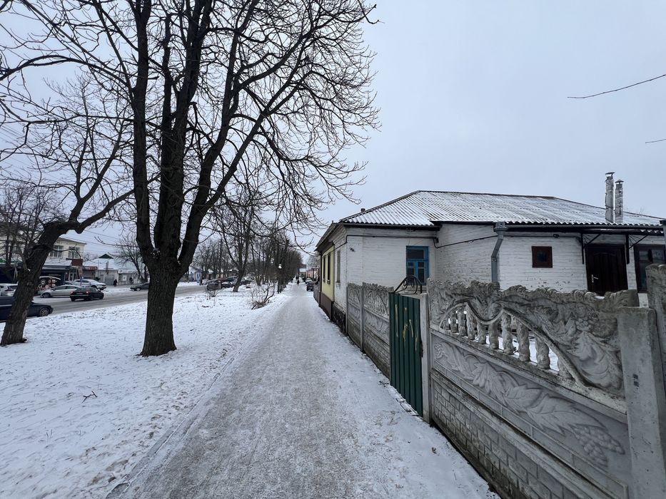 Продам будинок і земельну ділянку! Центр міста