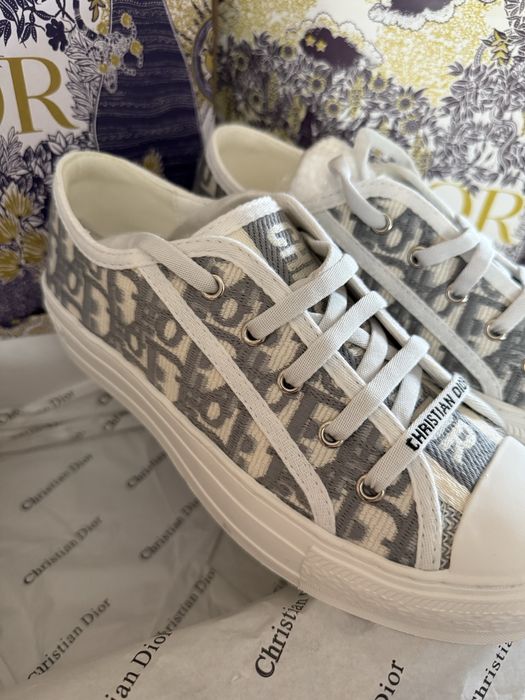 Кеди Dior.