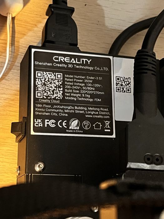 Impressora 3D Creality Ender3 S1 em perfeito estado.