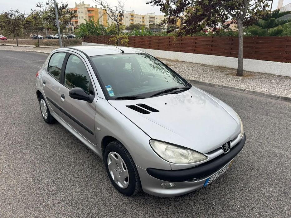 Peugeot 206