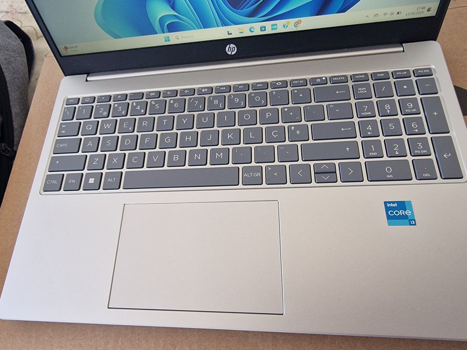 Portátil HP novo