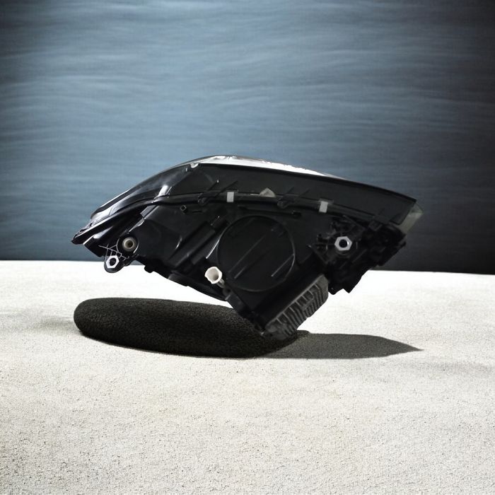 Продам передню фару BMW X3 G01