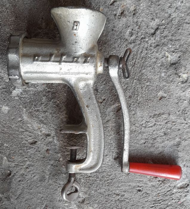 Maszynka do mielenia mięsa nr 8