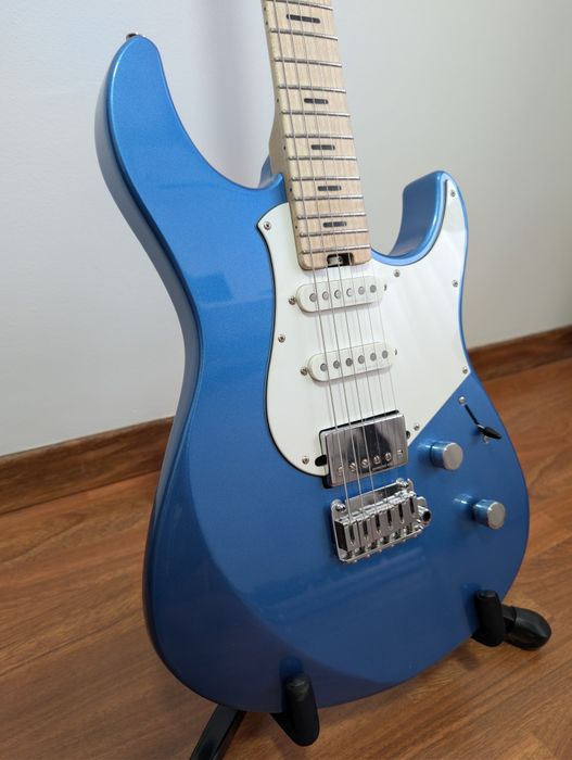 Yamaha Pacifica Standard Plus