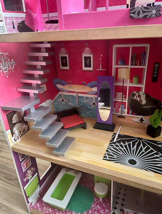 Будинок Барбі, дом, домик з ліфтом триповерховий kidkraft деревʼяний