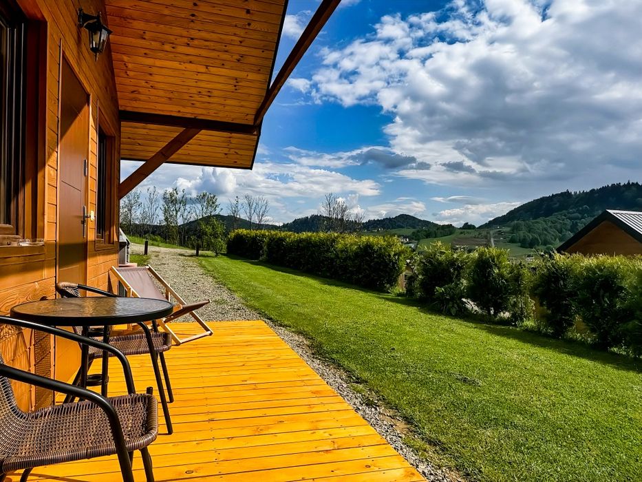 Domek letniskowy "Widokówka"2 os.  Bieszczady Jezioro Solińskie Wołkow