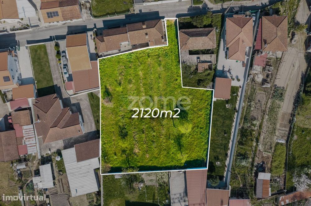 Terreno com 2120m2 em Serzedelo, Guimarães