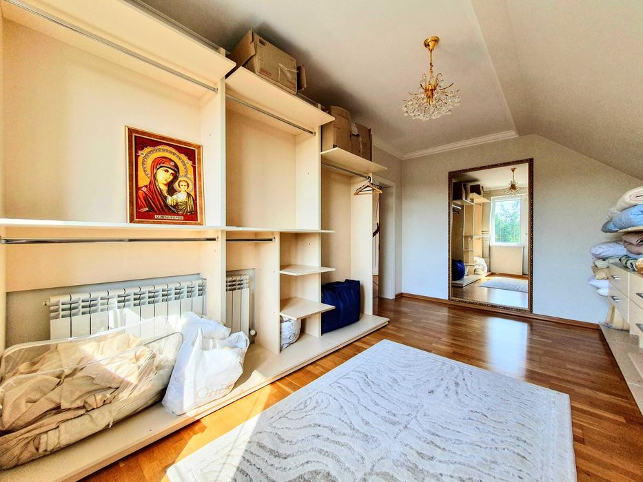 Здається 5-ти кімнатний БУДИНОК з ремонтом, котел на дровах/генератор.