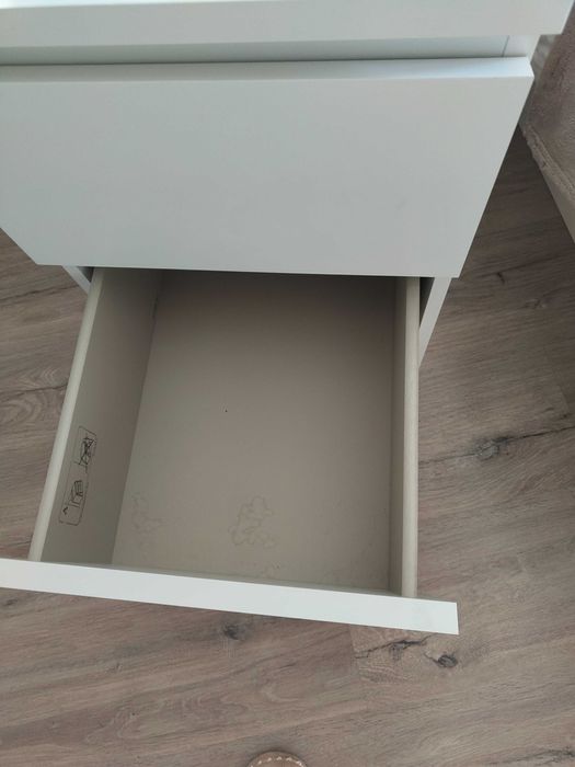 Mesa de cabeceira malm ikea