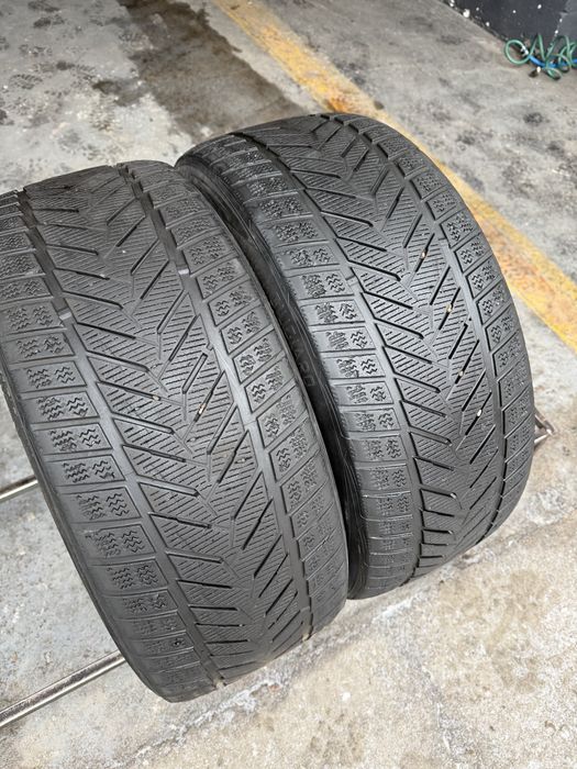 Шини зимові R20 245 35 Vredestein Склад Осокорки RLX