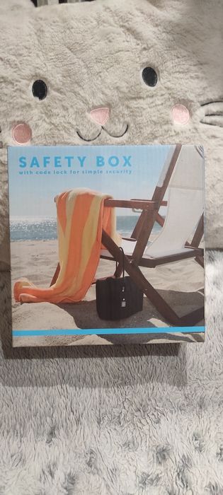 Sejf plażowy safety box na szyfr sejf kasetka czarna czarny