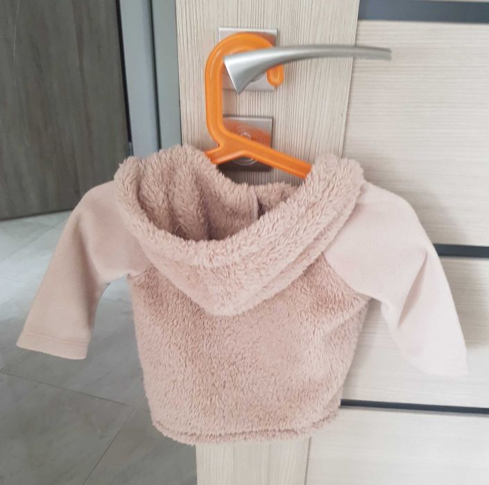 Markowy polar Benetton Baby ciepła bluza z kapturem r. 68