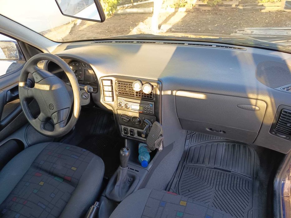 VW Polo Gasolina 1.0, excelente estado, com inspeção e pronto a circular