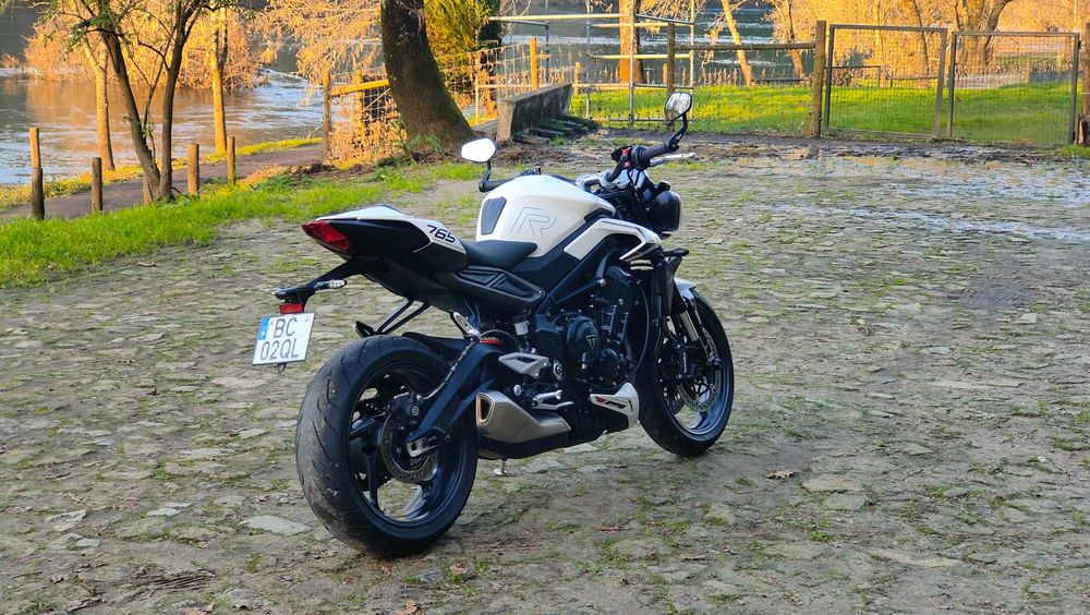 Triumph Street Triple R