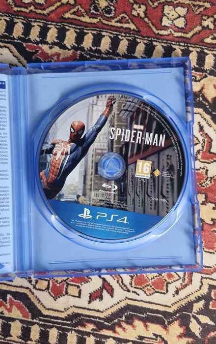 Gra spider-man  na ps4 / ps5 .
