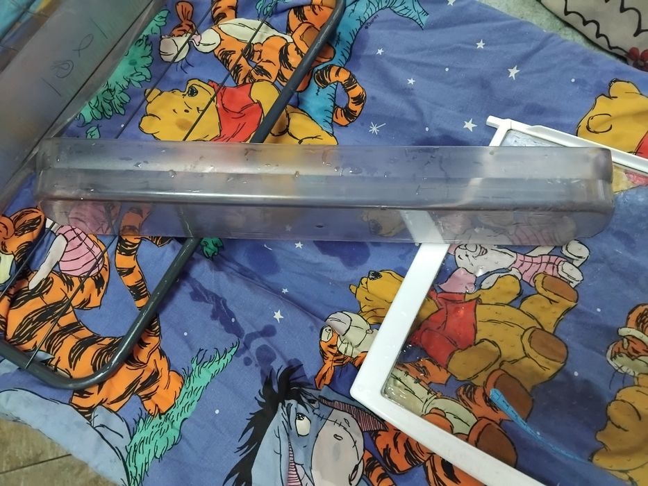 Полка для холодильника Ariston