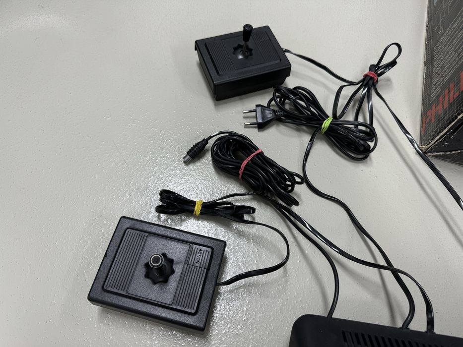 Philips VideoPac G7000 konsola retro jak Atari + pudełko + 4 gry