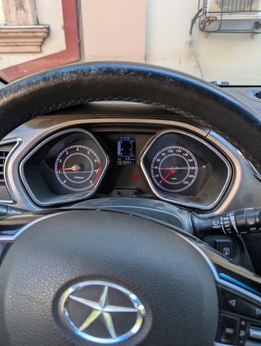 Продам Jac s2 2017