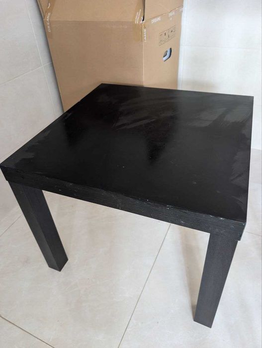 Mesa lateral IKEA LACK preta, 55 x 55 cm