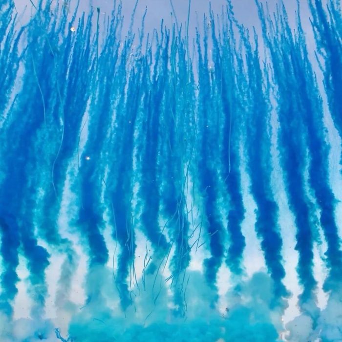 Важкий дим, Кольоровий спалах для Гендер Паті, Холодні фонтани