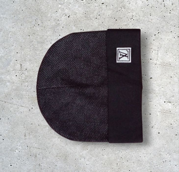 Czapka czarna lv louis vuitton