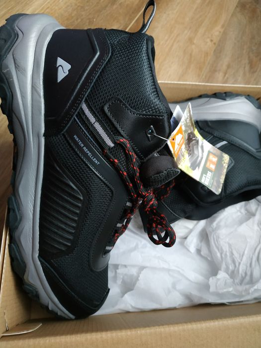 Взуття 45 р чоловічі 29,5 см шкіра Срочно! теплі ботінки кросівки