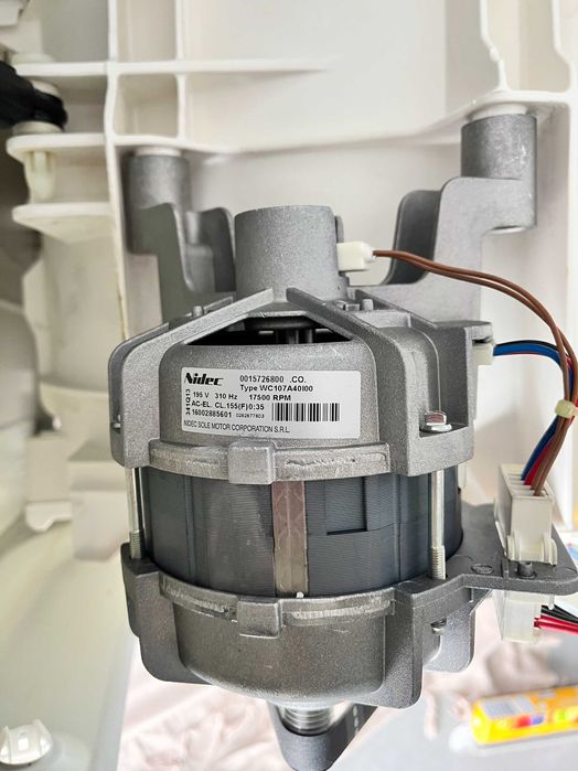 Motor Nidec – Máquina de Lavar Indesit XWE 91283X WSSS EU