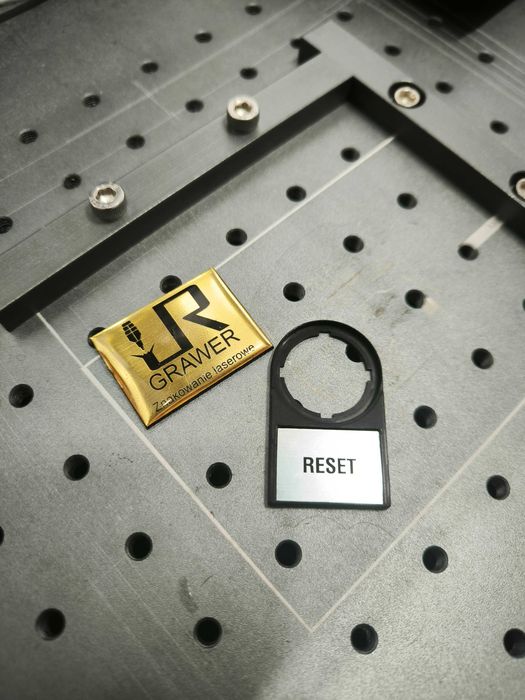 Etykiety Opisowe do Maszyn 27x18mm Zestaw 10 szt. Laminat Grawerski FV