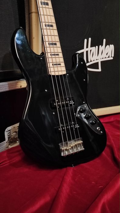 Gitara basowa VJ75