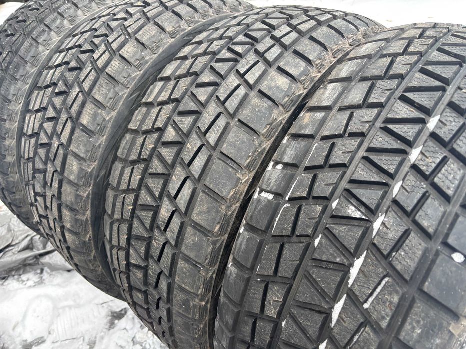 265-60-R18 BRIDGESTONE BLIZZAK комплект зимней резины GERMANY 2022