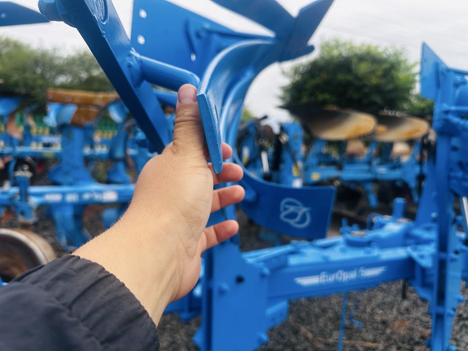 Lemken EurOpal 5 4-корпусний 3+1 полосовий ідеальний стан. Як opal 110, RABE Kuhn  плуг