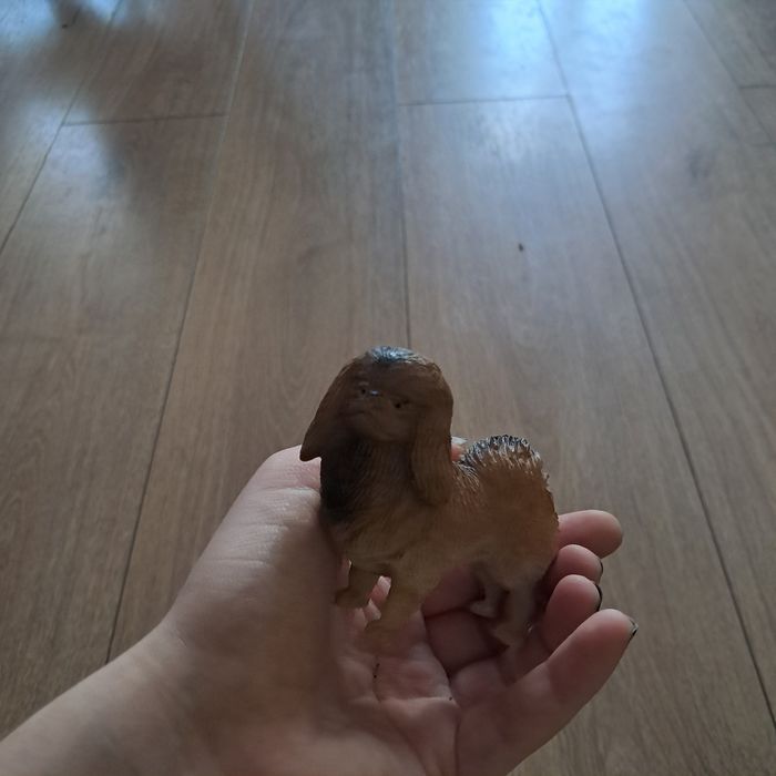 Figurka pekińczyk pies