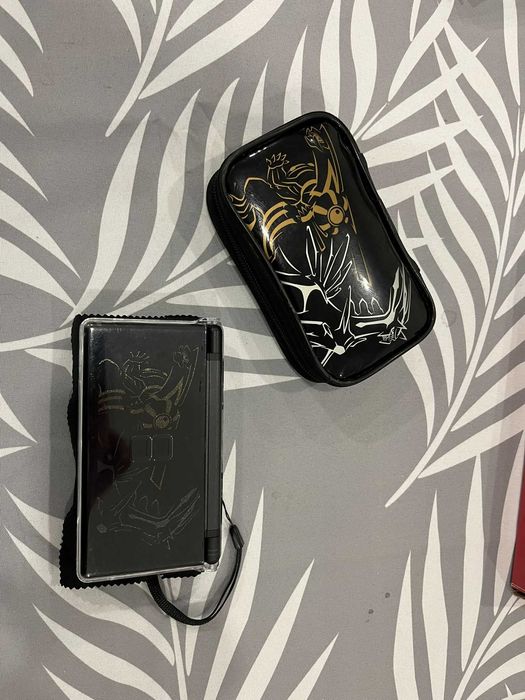 KIT Pokemon 4ªGen - Nintendo DS Lite Versão Especial Dialga & Palkia