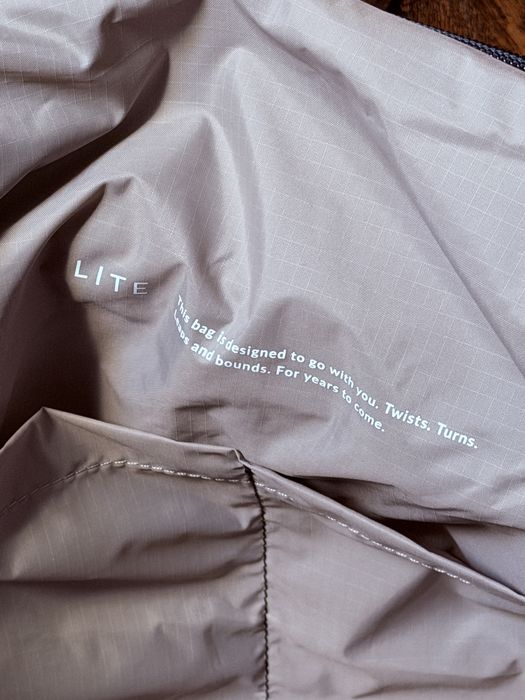Torba miejska podróżna Bellroy Lite Duffel Bag 30L