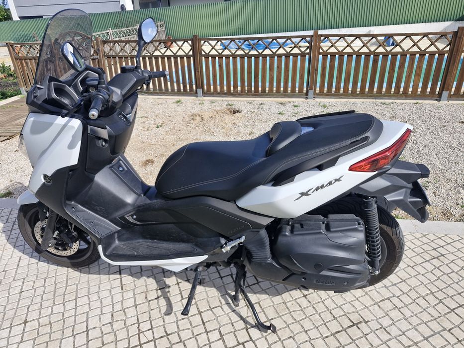 Mota Yamaha Xmax 400