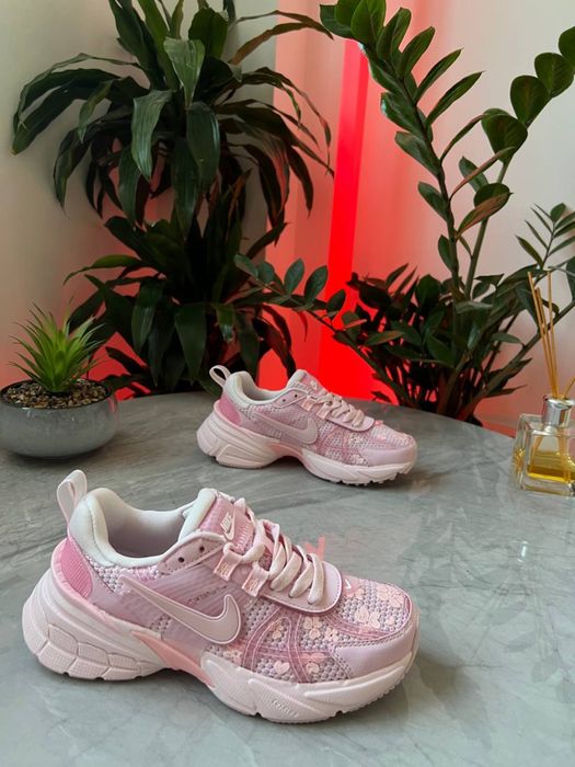 Nike Runtekk V2K  Pink Flowers, Найки