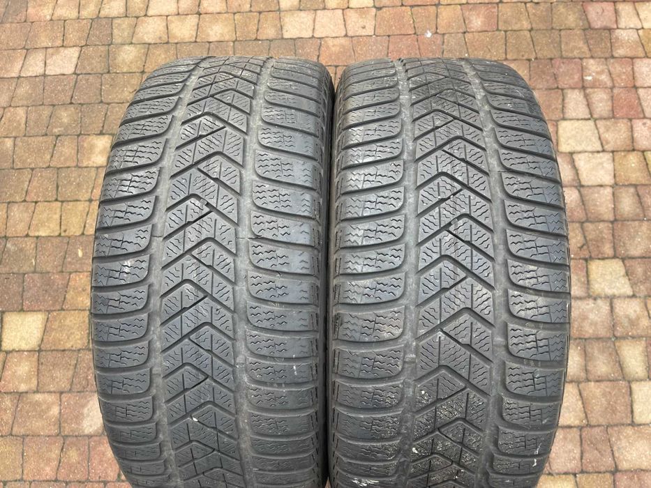 4035. Opony zimowe 245/45/18 Pirelli 2022r 5-5.5mm cena za 2szt